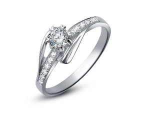 黄金首饰加工的工艺之美与广州番禺东兴珠宝首饰厂的零售价值