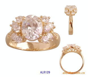 礼品工艺品与珠宝首饰零售 匠心与情感的完美融合