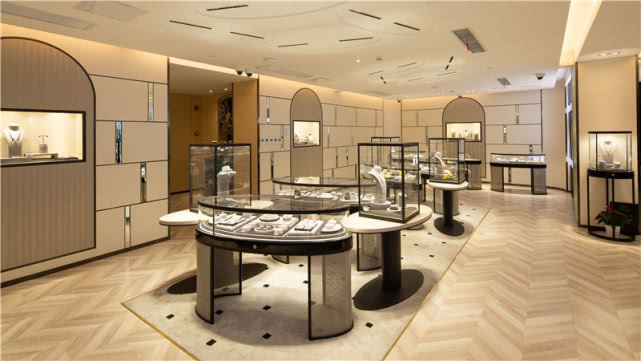 老凤祥新时尚体验店揭幕暨新春珠宝新品发布