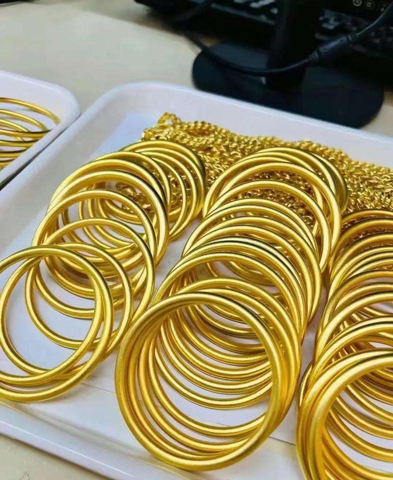 汉口市中的黄金珠宝批发交易中心 寻找无品牌溢价的消费智慧